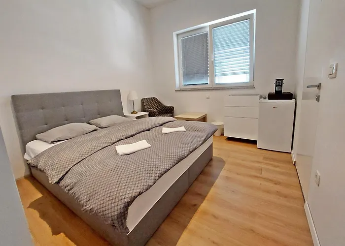 Sunny Terraces Rose Valley, 3* Ljubljana