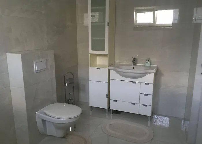 Sunny Terraces Rose Valley, krevet i doručak