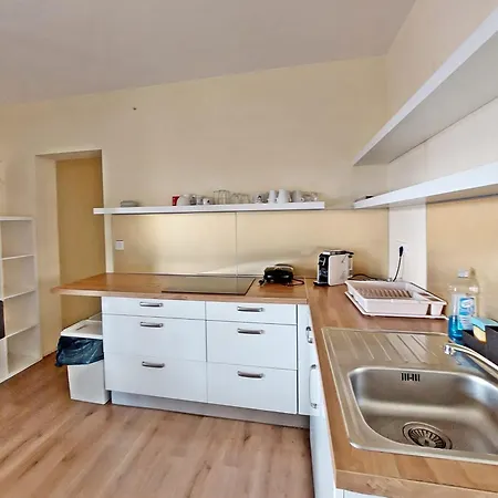 Bed & Breakfast Sunny Terraces Rose Valley, Lubiana