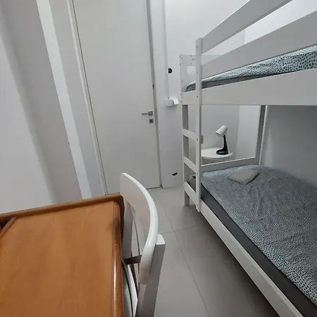 לינה וארוחת בוקר Sunny Terraces Rose Valley,