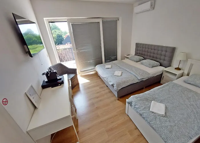 Sunny Terraces Rose Valley, Ljubljana