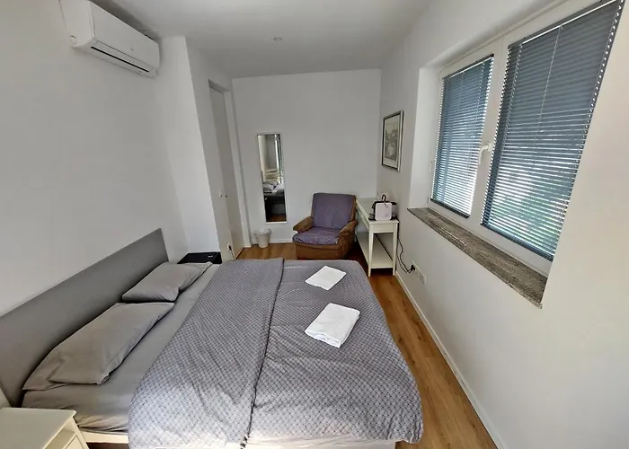 Sunny Terraces Rose Valley, 3* Lubiana