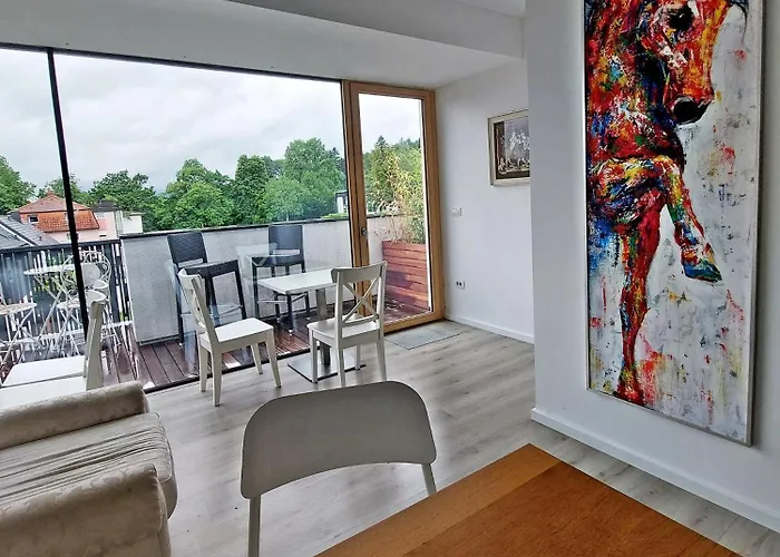 Sunny Terraces Rose Valley, Lubiana