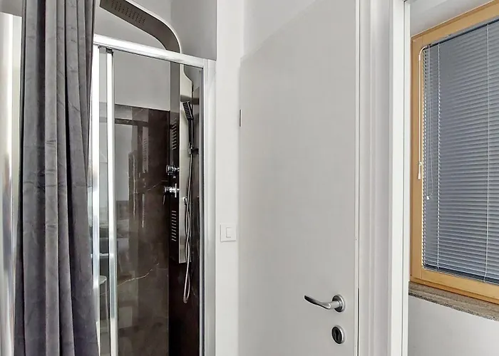 Sunny Terraces Rose Valley, 3* Lubiana