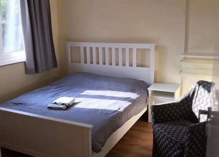 Bed & Breakfast Sunny Terraces Rose Valley, Lubiana