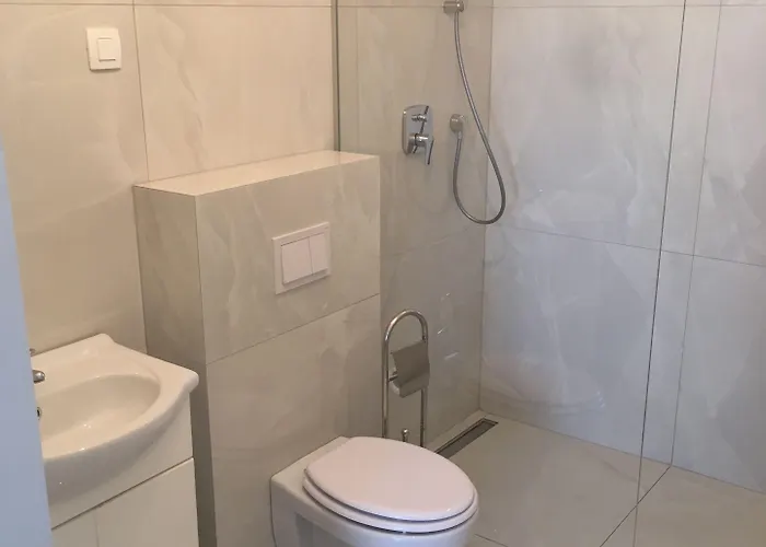 Sunny Terraces Rose Valley, Bed & Breakfast 3*