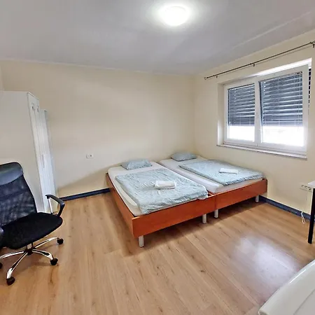 Couette-café Sunny Terraces Rose Valley, 3*